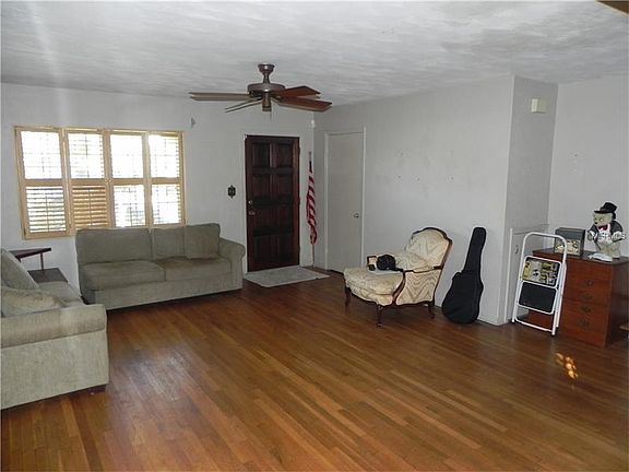 2nd image of 4420 14th Ave N