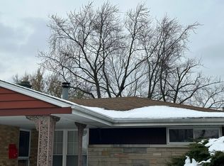 7520 Arcadia St, Morton Grove, IL 60053