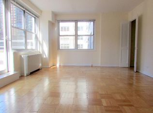 858 8th Ave, New York, NY 10019