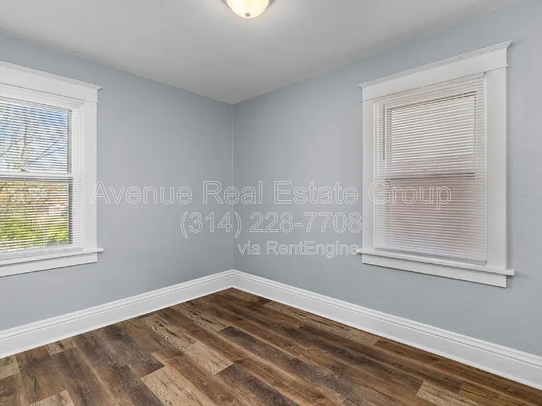 8009 Monroe Ave — Photo 29