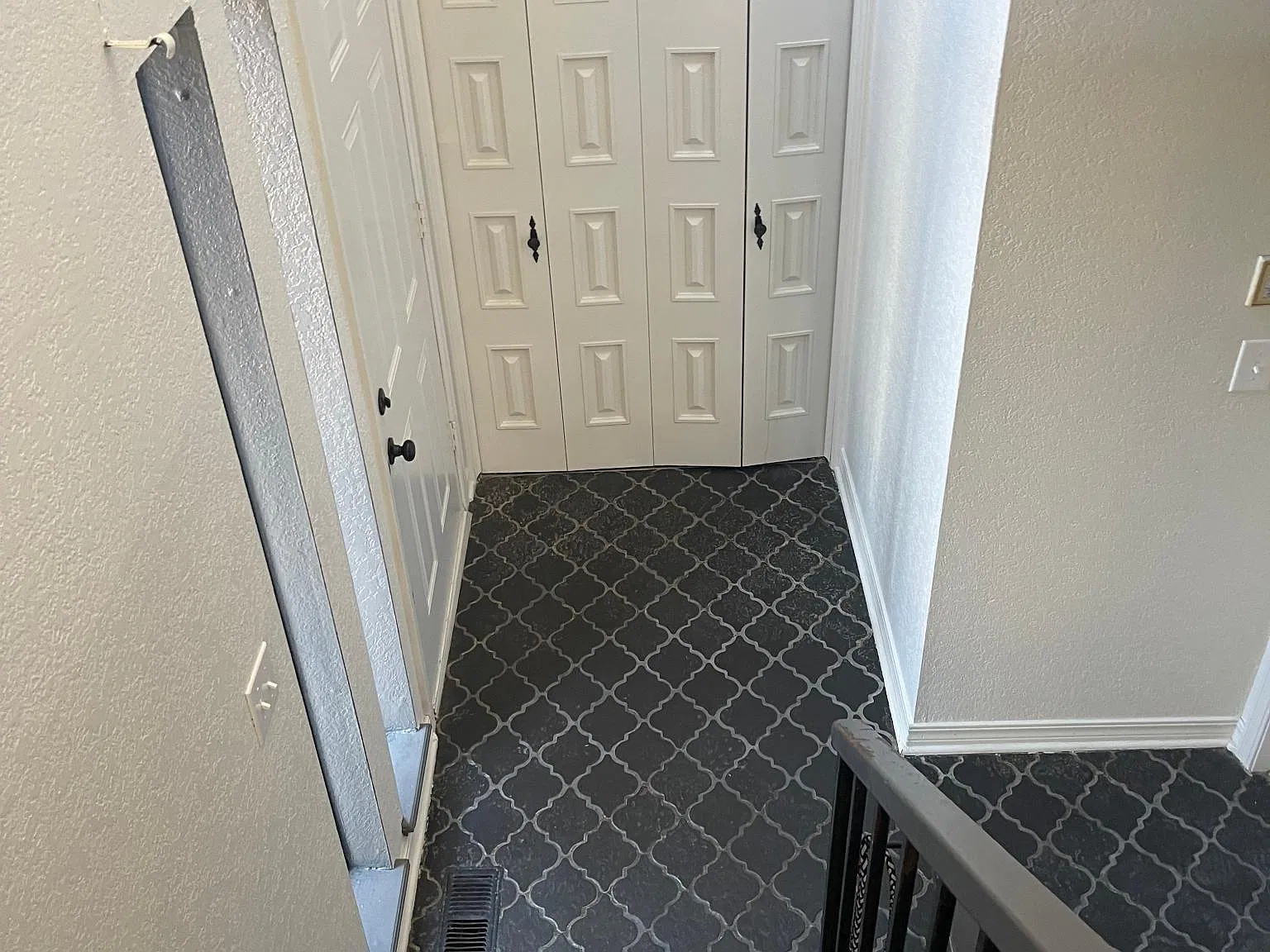 6104 S Lakewood Ave — Photo 3