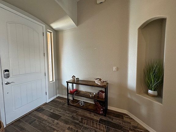 4th image of 2061 E Lago Grande Ct