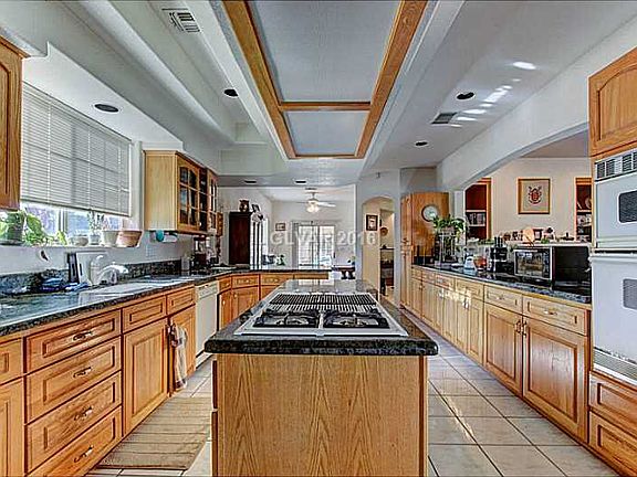 5th image of 6555 Villa Del Sol Ct