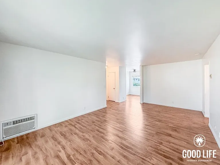 4540 Maple Ave #243 — Photo 6