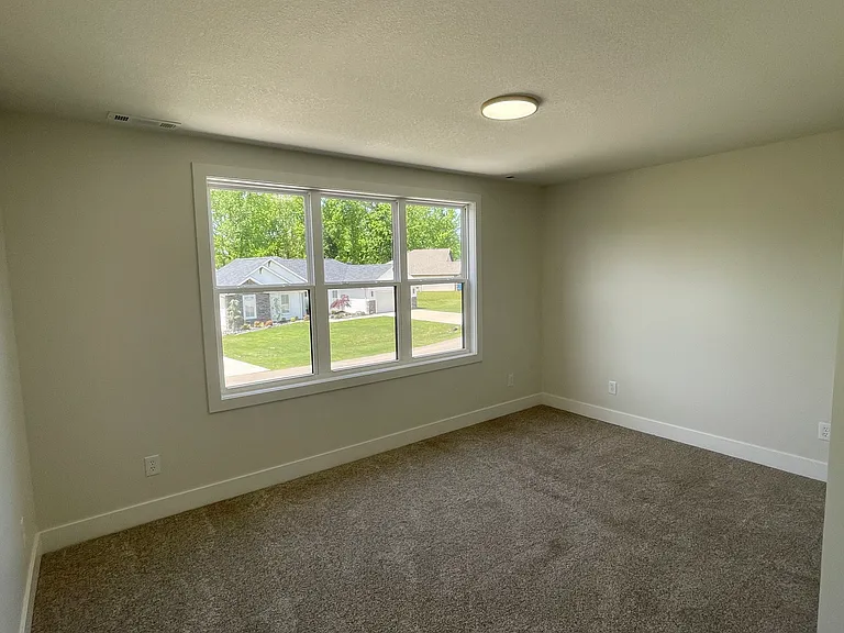 269 Berkshire Dr — Photo 13