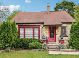 6316 North 107th STREET, Milwaukee, WI 53225