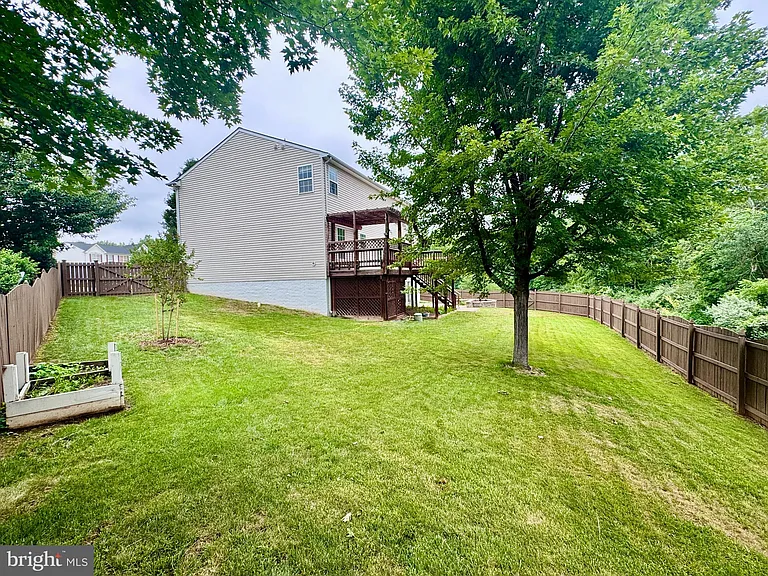 29 Webb Ct — Photo 40