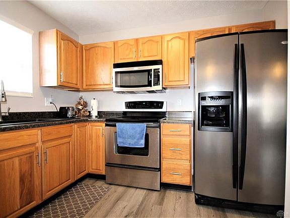 2nd image of 1551 Glenn Abbey Dr