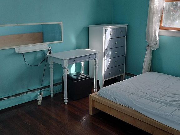 Bedroom 1 (Level 1)