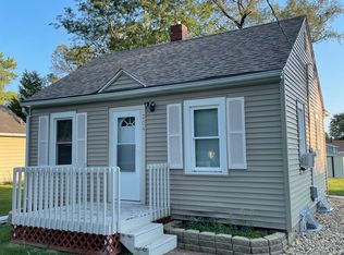 304 32nd Ave, Moline, IL 61265