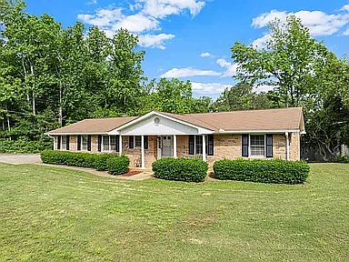 3 bed, 1498 sqft, $2,400 — Photo 2