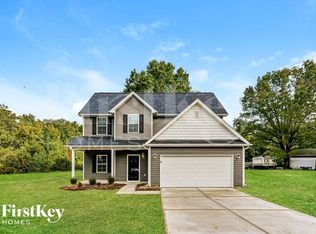 2121 Ledford Rd, Greensboro, NC 27406