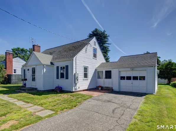 40 Oak Street, East Hartford, CT 06118