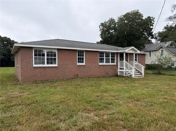9110 Robley Ln, Semmes, AL 36575