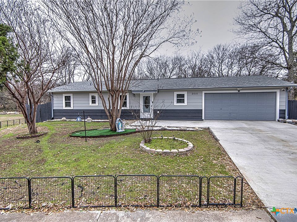 1st image of 2015 Dickens Dr