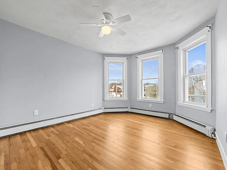 516 Washington St #2 — Photo 10