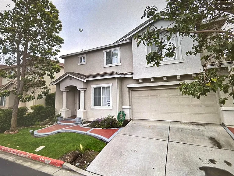 15563 Harbor Way — Photo 1