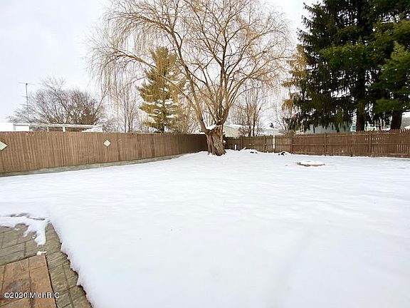 5th image of 153 60th St SE