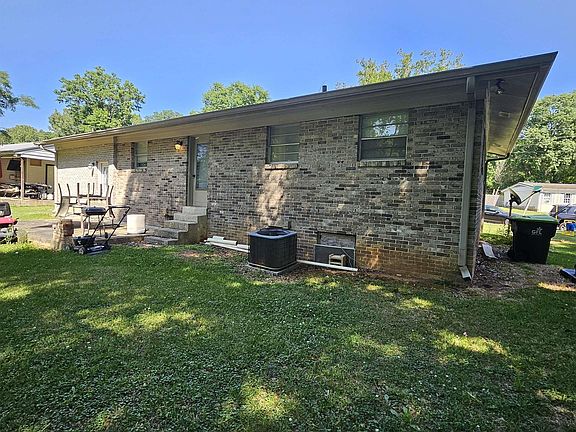 3rd image of 101 Princeton Dr