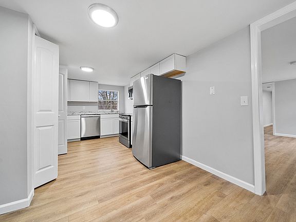 3rd image of 8017 Andersonville Pike