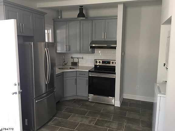 2nd image of 389 Millburn Ave