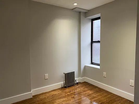 Rented by Premier One Realty LLC | media 5