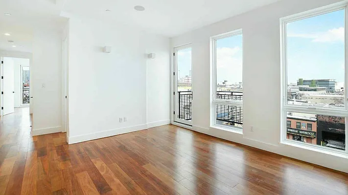 Rented by Nooklyn NYC LLC | media 89