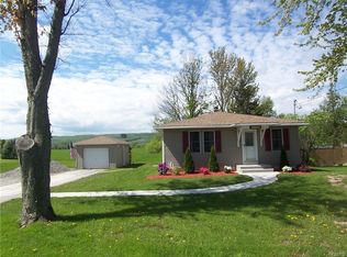 2396 Middle Rd, Oneida, NY 13421