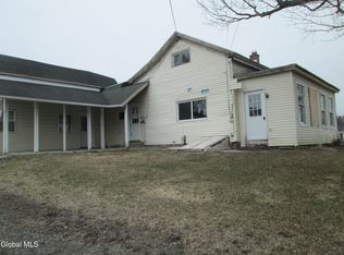 97 N Main St, Mayfield, NY 12117