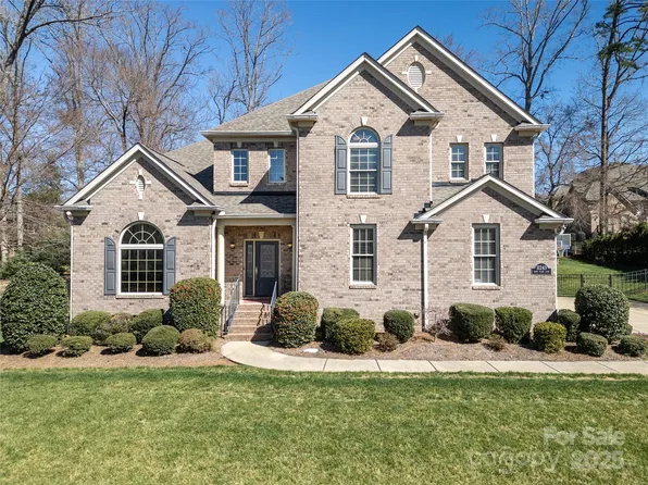 11243 Home Place Ln, Mint Hill, NC 28227