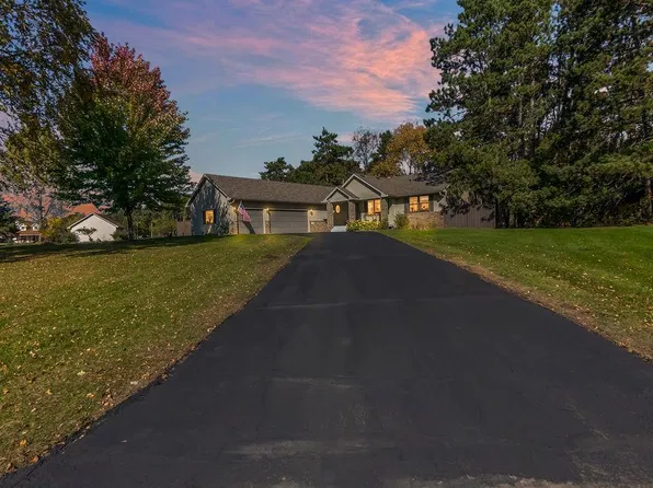 435 147th Ln NE, Ham Lake, MN 55304