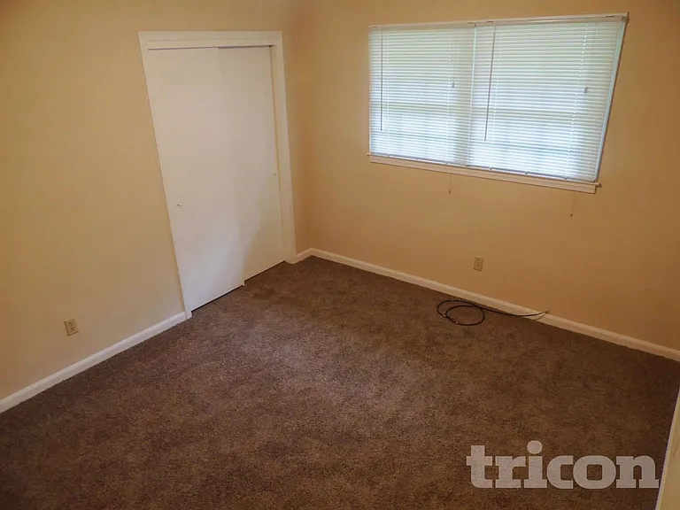 1464 Yorkton Ct — Photo 22