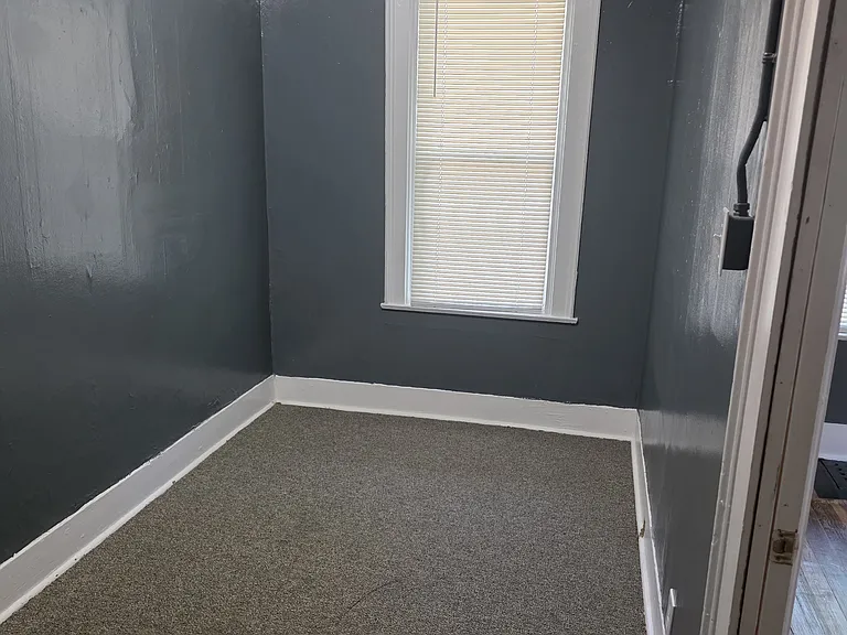 941 Muskegon Ave NW #1 — Photo 2