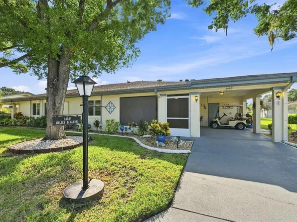 2005 HEATHFIELD CIRCLE #241, SUN CITY CENTER, FL 33573