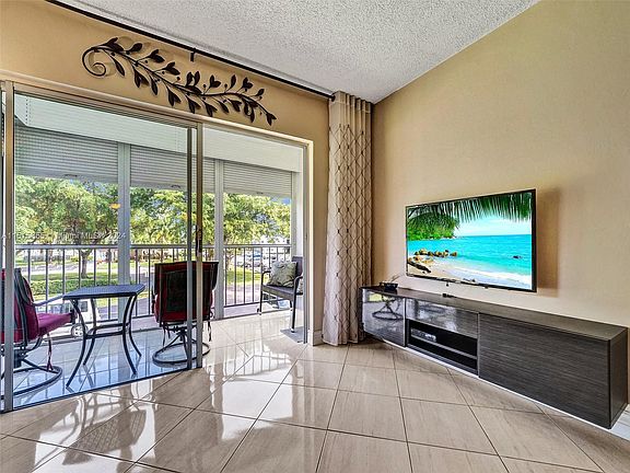 4th image of 1200 Hillcrest Ct APT 202