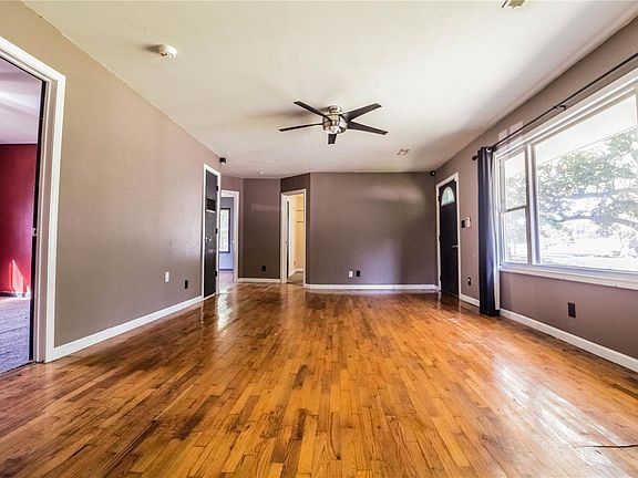 2nd image of 282 County Road 306