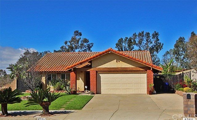 Single-story Alta Loma home faces east