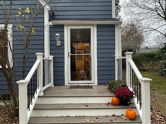 3rd image of 26 Edgewood Rd