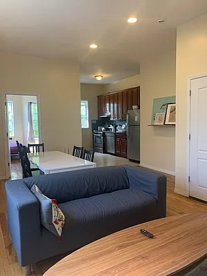 Rented by Oxford Property Group | media 13