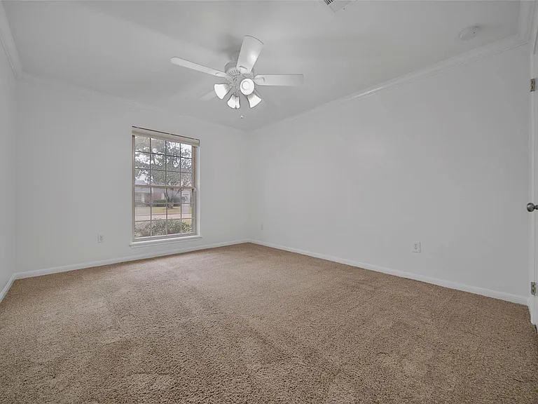 1067 Lehman St — Photo 20