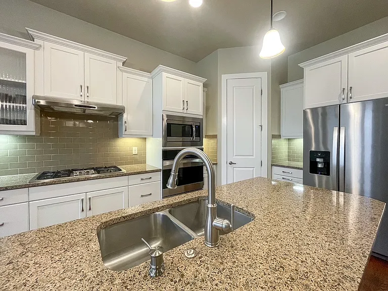 307 E Grove Creek Ln — Photo 26