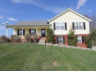 691 McAfee Ln, Salvisa, KY 40372