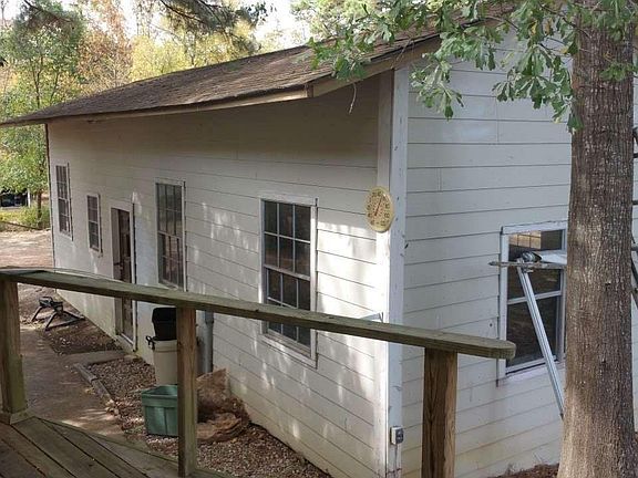 5th image of 1120 Lakeshore Dr
