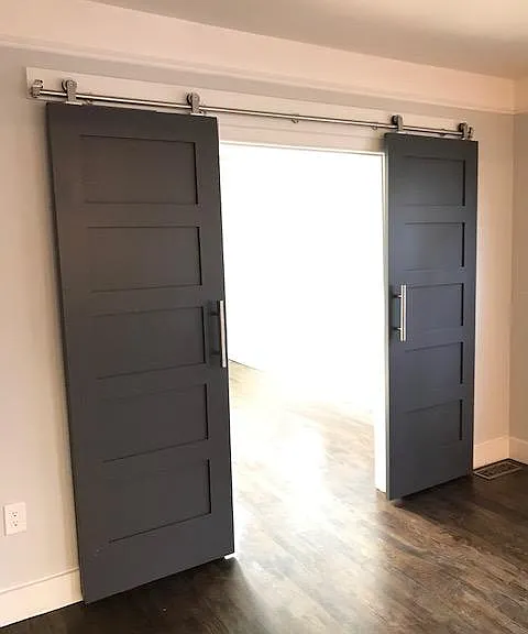 6343 Richmond Ave — Photo 3