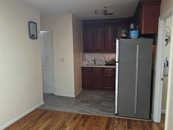 5th image of 645 Mead Street #Two Family