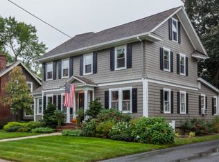 109 Greenacre Ave, Longmeadow, MA 01106
