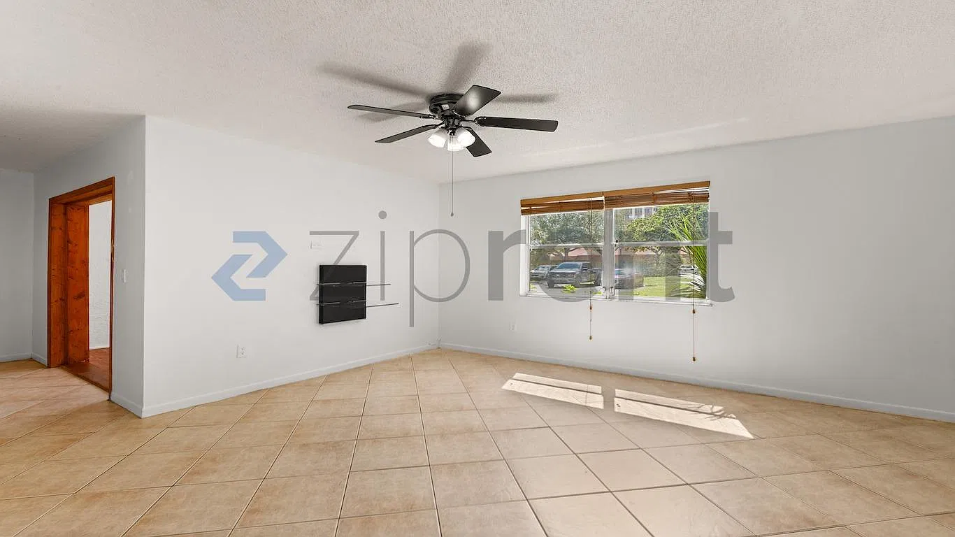 1 bed, 850 sqft, $1,800 — Photo 4