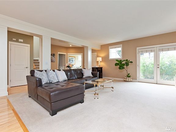 5th image of 12938 85th Ave NE