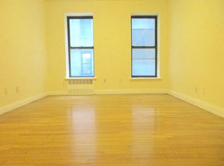 352 W 46th St #1EE, New York, NY 10036