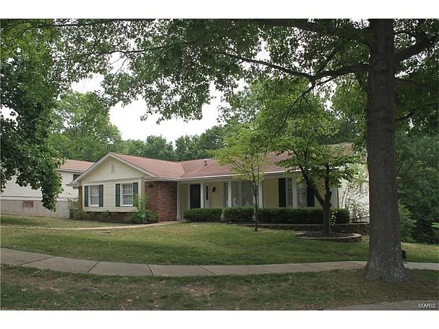 5758 Lost Brook Ct photo 1